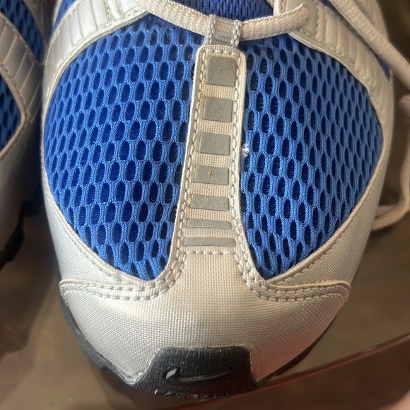 NIKE SHOX sneakers size15 Retro Silver & Blue Like new